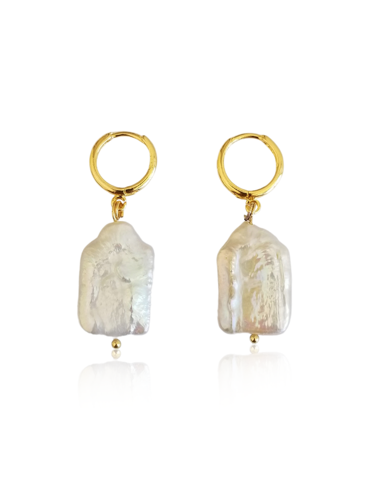 Perla Barroca Huggie Drop