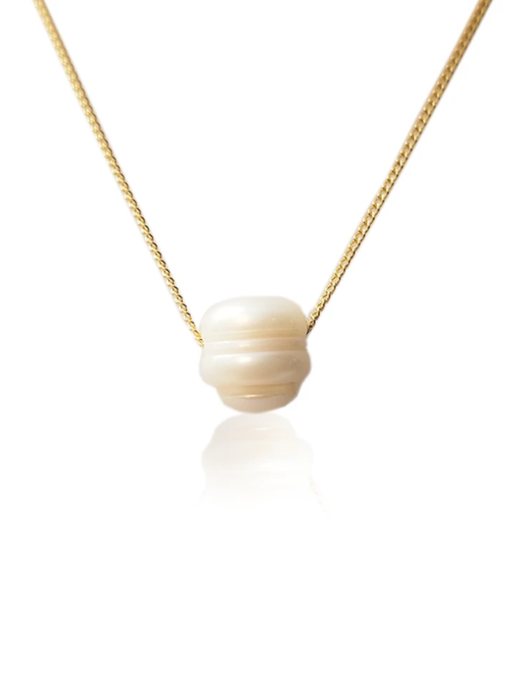 Dije Perla Chapa de Oro